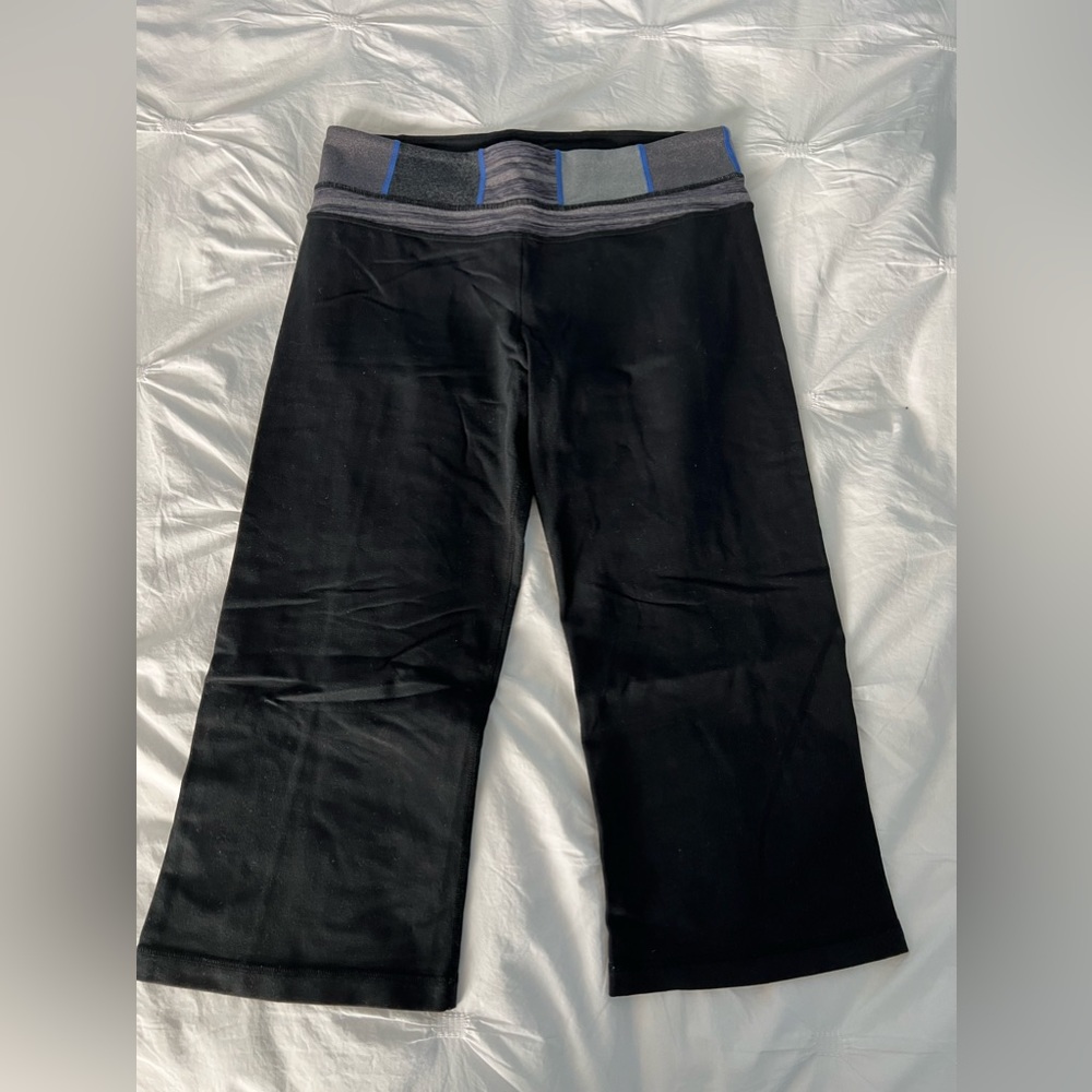 Lululemon reversible wide leg cropped pant